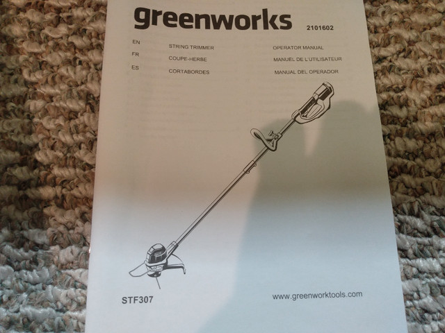 Greenworks lithium-ion string trimmer  in Outdoor Tools & Storage in Edmonton - Image 2