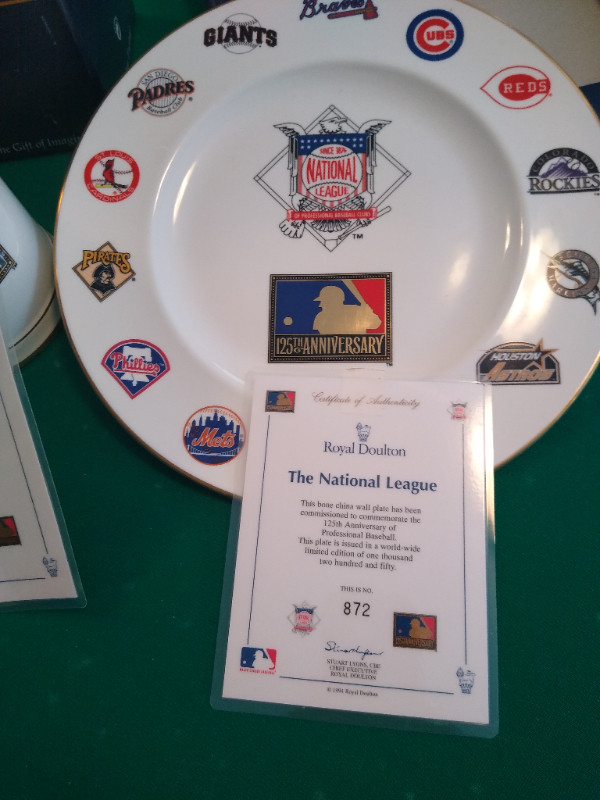 Royal Doulton MLB 125th ANNIVERSARY NATIONAL LEAGUE china tankar in Arts & Collectibles in Kitchener / Waterloo - Image 3