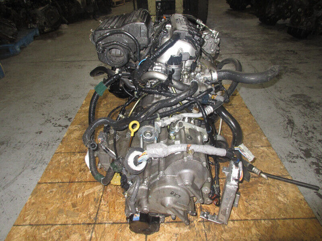2001-2002-2003-2004-2005 MOTEUR HONDA CIVIC 1.7L ENGINE D17A dans Moteur, Pièces de Moteur  à Ville de Montréal - Image 3