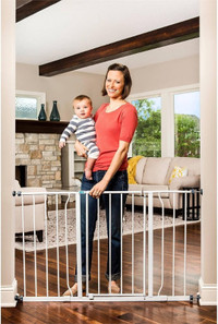 SOLD - Regalo Easy Open 29-47-Inch Baby Gate