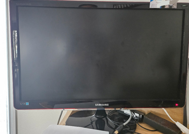 Samsung monitor in General Electronics in Mississauga / Peel Region