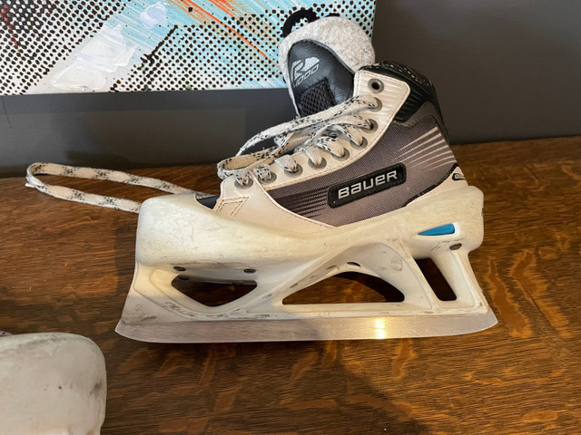 Goalie skates in Hockey in City of Halifax - Image 2