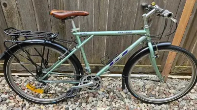 90s GT Palomar 19", View more