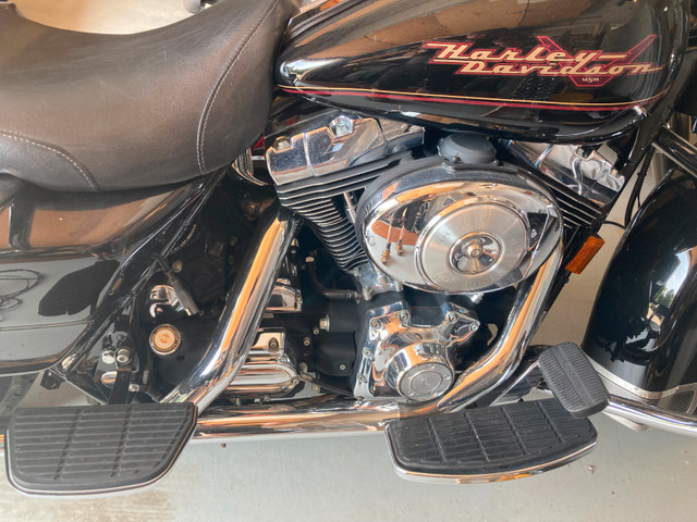 1999 Harley Davidson Road King in Touring in Owen Sound - Image 2