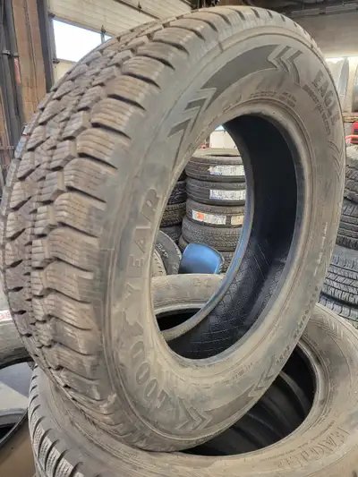 2 Lightly used Goodyear Eagle Enforcer 255/60R18 $250 for the pair. Mounting and balancing option av...
