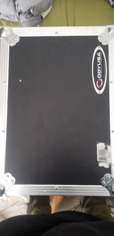 PIONEER CDJ2000 FOR SALE WITH ODYSSEY CASE FOR $2500 in Other in City of Toronto - Image 3