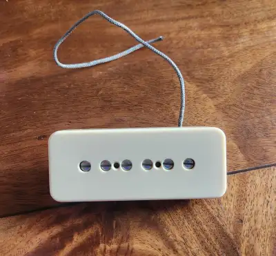 Gibson P90 Soapbar Pickup, View more