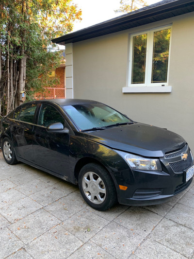 2014 Chevy Cruze parting out.