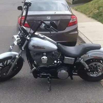 1999 Harley Davidson FXD Dyna 1450 CC 5 Speed 68HP. Tons of custom work to make this a unique ride....