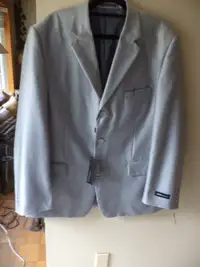 New Vroom & Dreesmann Collezione men's suit Size R 48- w43