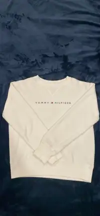 Tommy Hilfiger crew neck sweatshirt women’s 