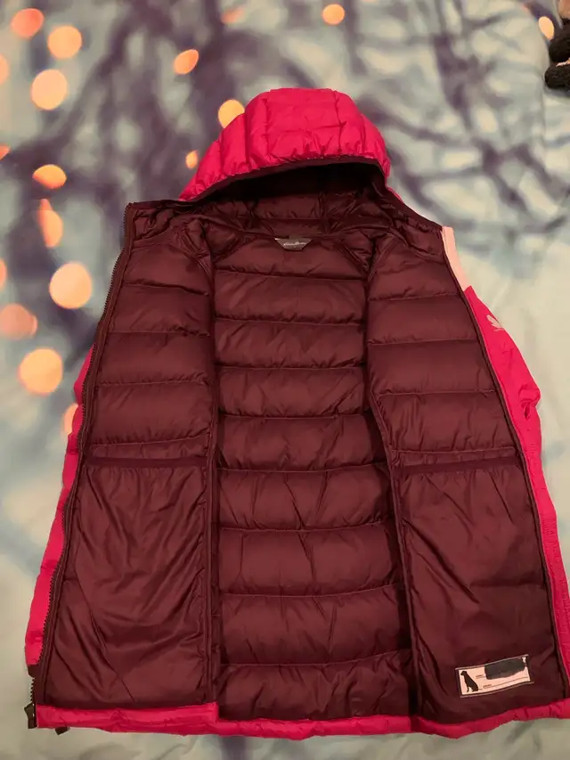Eddie Bauer Girl’s Down Puffer Jacket - Size L (14-16) in Kids & Youth in Ottawa - Image 3