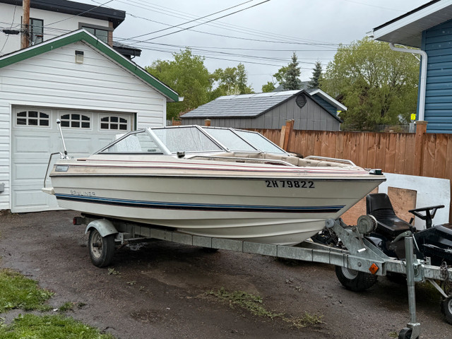 Bayliner in Powerboats & Motorboats in Edmonton - Image 3