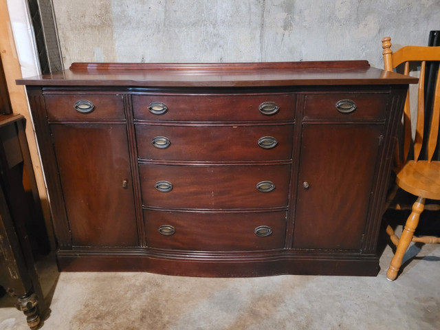 Antique Solid Mahogany Sideboard in Hutches & Display Cabinets in Prince George