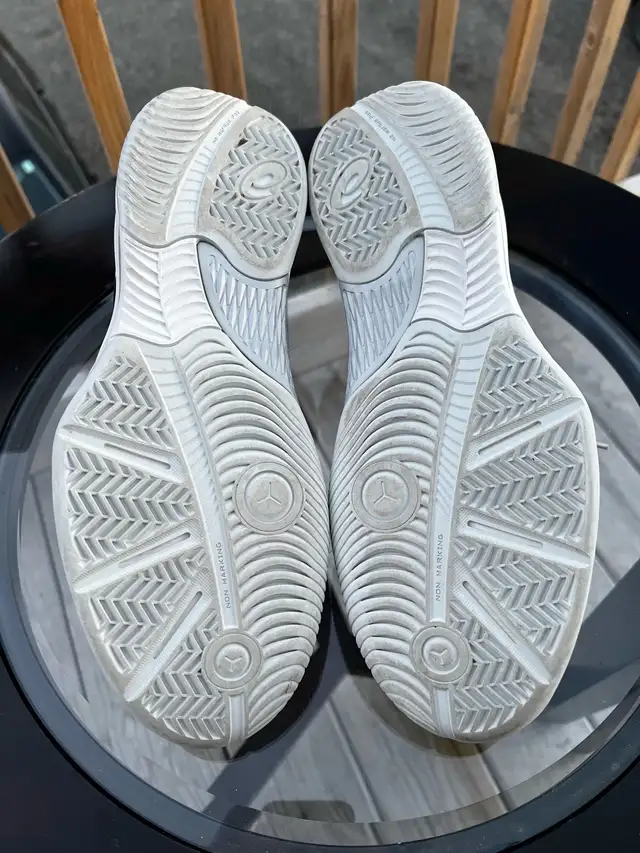 ASICS mens Gel-Game 8 Sneaker White Size 10.5 in Men's Shoes in Cape Breton - Image 10