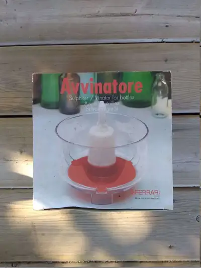 Bottle Rinser - Avvinatore Vinator. The sanitizer injector makes it easy to squirt sanitizer into bo...