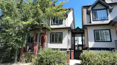 Description ### **1600+ Sq. Ft. Spacious Townhouse | 2 Bedrooms + Den, Study, Entertainment Room & H...