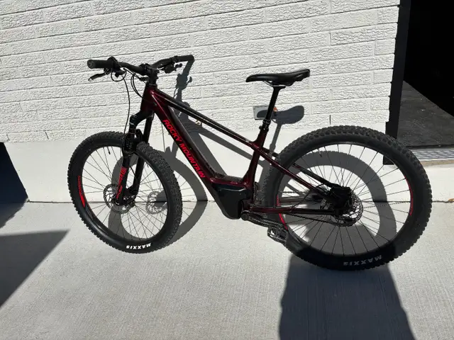 Rocky Mountain E bike in eBike in St. Catharines - Image 3