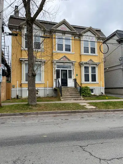 Large, bright 3-bedroom apartment in a beautiful century building in the South End! Available Immedi...