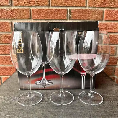 *NEW* Bohemia Royal Crystal Wine Glass, View more