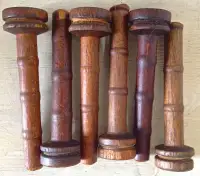 Antiquité  Lot de canettes-navettes en bois, pour le tissage