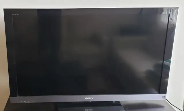 Moving Sale 46” Sony BRAVIA- EX Series LCD TV, Full HD 108063010223234177121