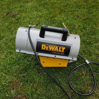 DEWALT Forced Air Propane Heater 125,000 Btu F340720 in Other in Mississauga / Peel Region - Image 2