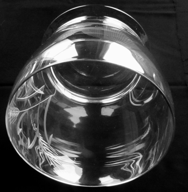 Antique 6-inch Fine Cut-Glass Bowl; Louisbourg in Home Décor & Accents in Cape Breton - Image 3