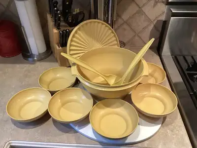 Tupperware Vintage bol cuillères et 6 bols, View more