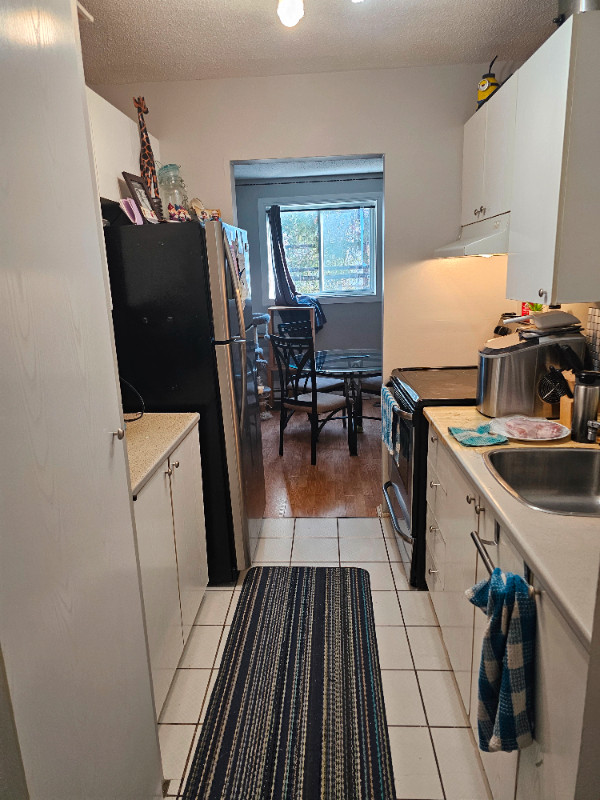 Room for rent for worker (monthly or weekly) in Room Rentals & Roommates in Gatineau