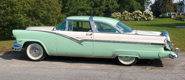 1956 Ford Crown Victoria dans Voitures d'époque  à Ottawa