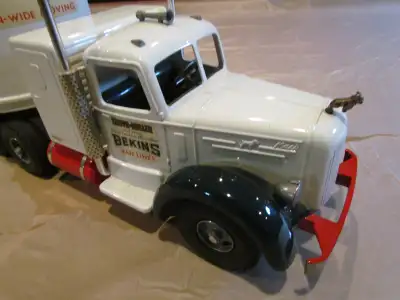 " RARE "  Smith-Miller L-Mac Bekins Van Lines Moving Van, View more