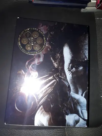 Clint Eastwood Dirty Harry Ult Collectors Edition DVD Complete with badge and the extras , like new...