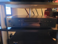 Onkyo CD-7030 Cd player and Transport