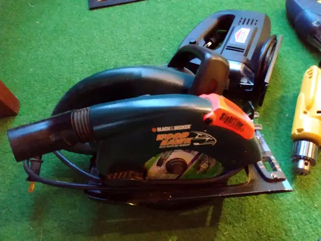 Assorted power tools62864365441666123