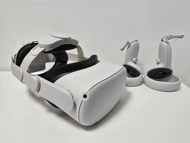 Kit vr Oculus Quest. Echanges in General Electronics in Longueuil / South Shore - Image 6