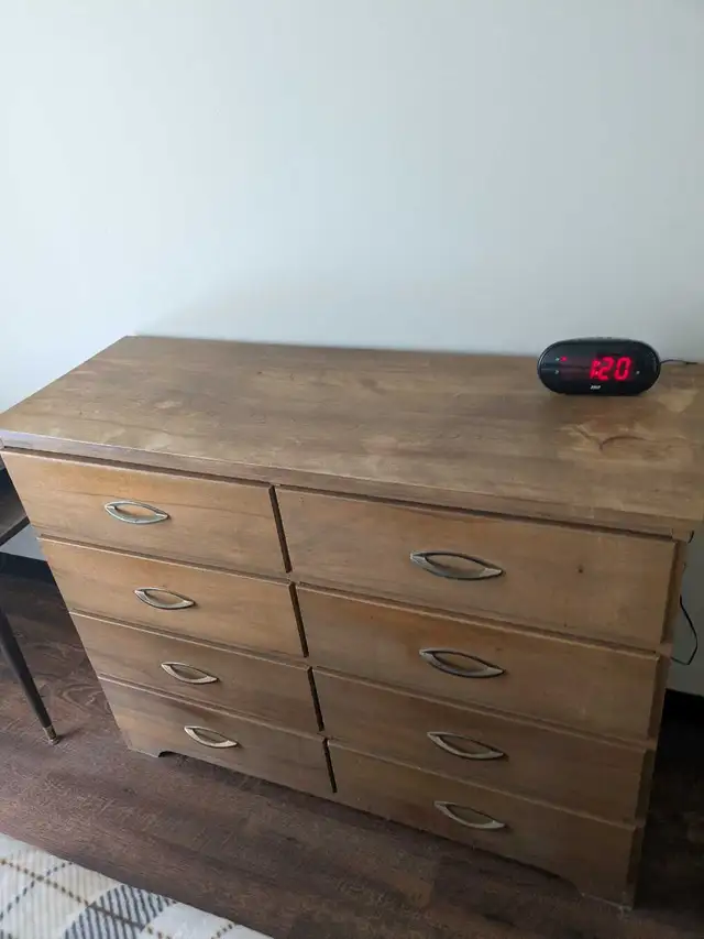 Wooden Dresser in Dressers & Wardrobes in Kawartha Lakes - Image 2