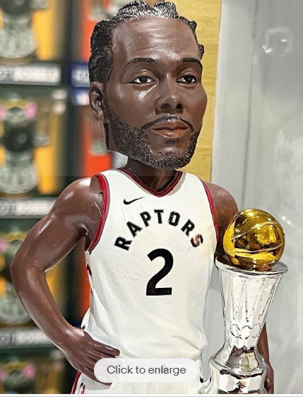 Collectible: KAWHI LEONARD Toronto Raptors Bobblehead 2019 NBA F dans Art et objets de collection  à Longueuil/Rive Sud