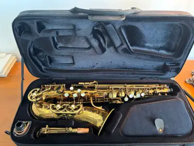 Saxophone alto de 1940 Buffet Crampon complètement restauré 2024, View more