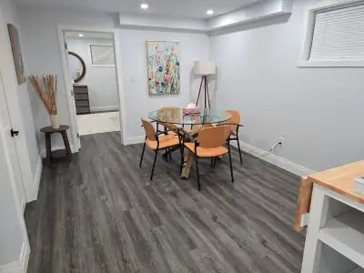 • 6 minutes walk to Food Basic Plaza - Tim Hortons, pharmacy, dollar tree, Bank,... • Bus #4 directl...
