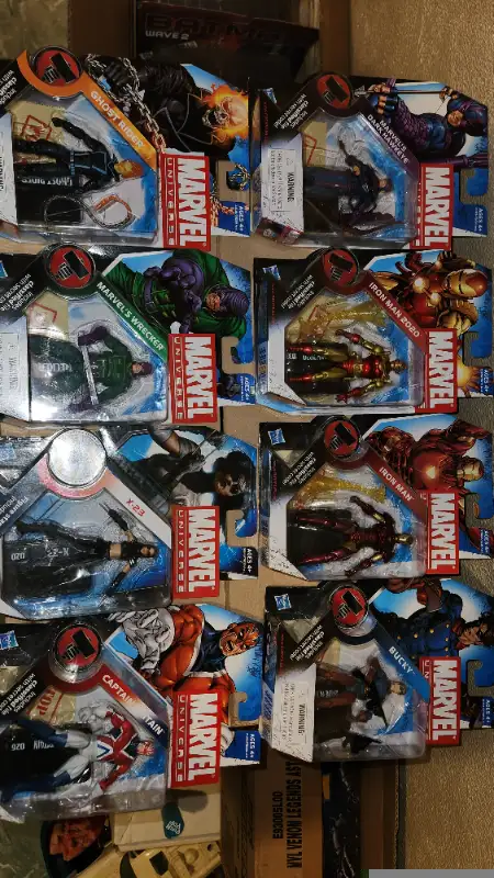marvel universe action figures in Toys & Games in City of Toronto - Image 4
