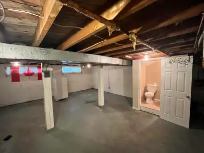 Welcome to 65 Gordon Avenue! This charming 3 bedroom 1 bathroom unit in this fourplex, is perfect fo...