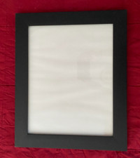 Picture Frame - 11 x 14” w/13” x 17” Total Size