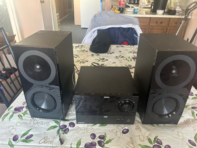 Ion stereo set in Speakers in Trenton