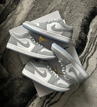 Nike Air Jordan 1 Low Wolf Grey Size 8W (6.5Y) Brand New