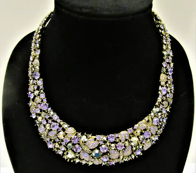 NEW, HEIDI DAUS "FANTASY IN FLIGHT" CRYSTAL NECKLACE, LT. BLUE