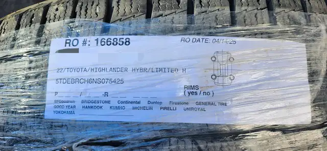 Toyo Observe GSi-6 LS Winter Tires 235/55R20 in Tires & Rims in Whitehorse - Image 3