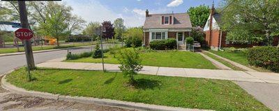 Room available June 1st in shared house in Weston Village. Fast and easy access by bus or GO train t...