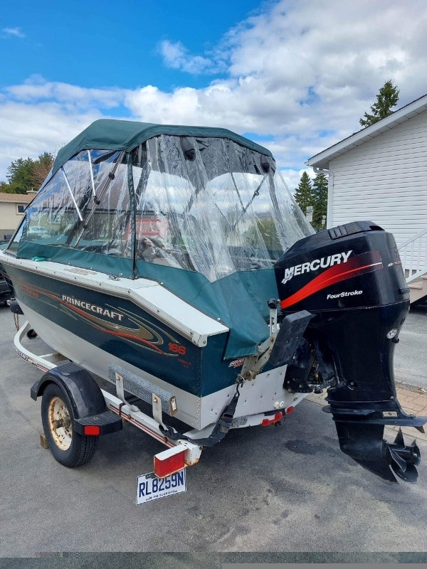 Bateau de pêche Princecraft Proseries Vedettes et bateaux à moteur RouynNoranda Kijiji