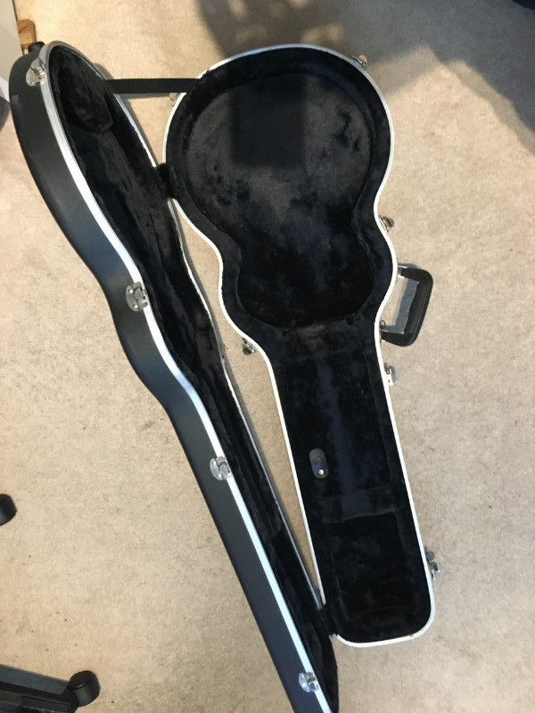 New condition Road Runner Les Paul Hard Shell Case for sale  